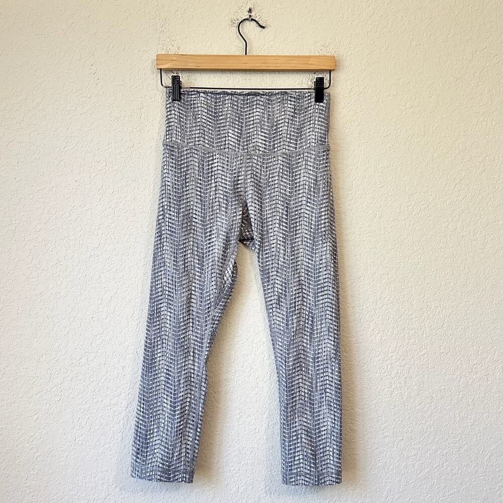 LULULEMON Wunder Under Crop Leggings Gray Chevron High Rise Gym Yoga